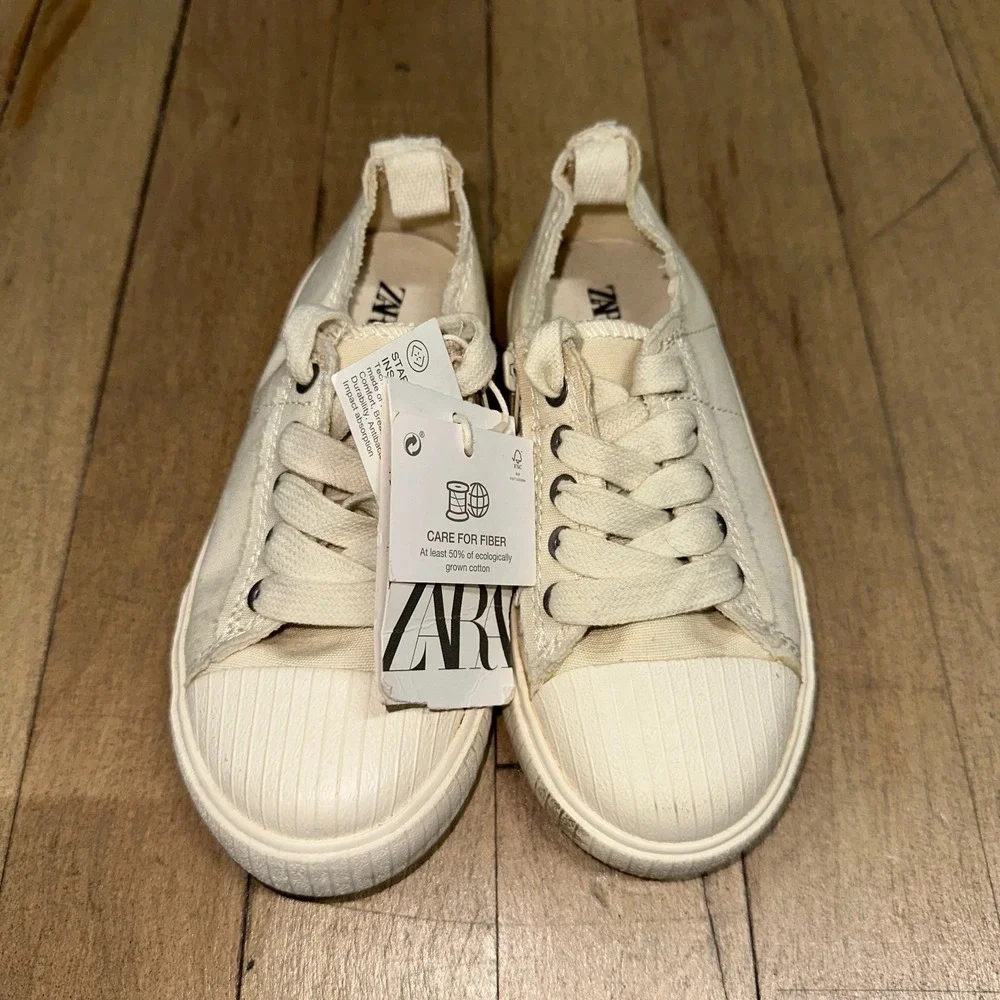 Zara Sneakers Toddler Size 9.5 Off White Low Top Side Zipper‎ Comfort Lace Up